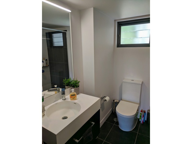 213/190 Varsity Parade, Varsity Lakes QLD 4227