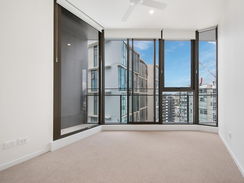 1033 ANN ST “Level 19″, Newstead QLD 4006