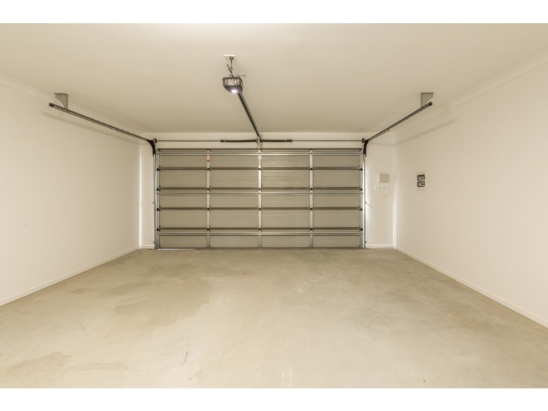 7/33 Sickle Avenue, Hope Island QLD 4212