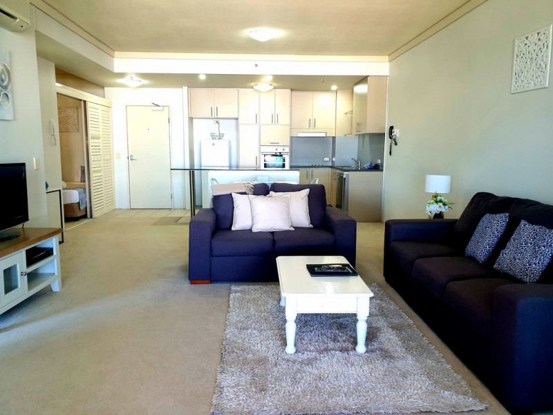 305/360 Marine Parade, Labrador QLD 4215