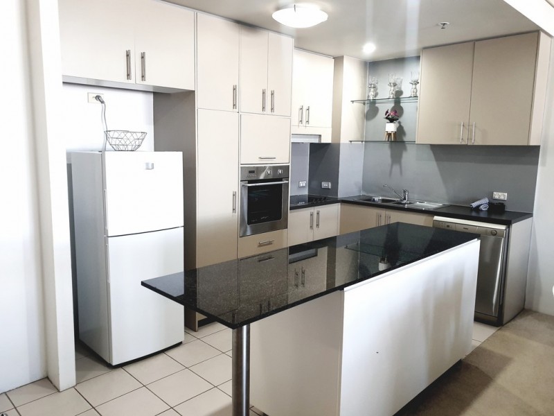 305/360 Marine Parade, Labrador QLD 4215