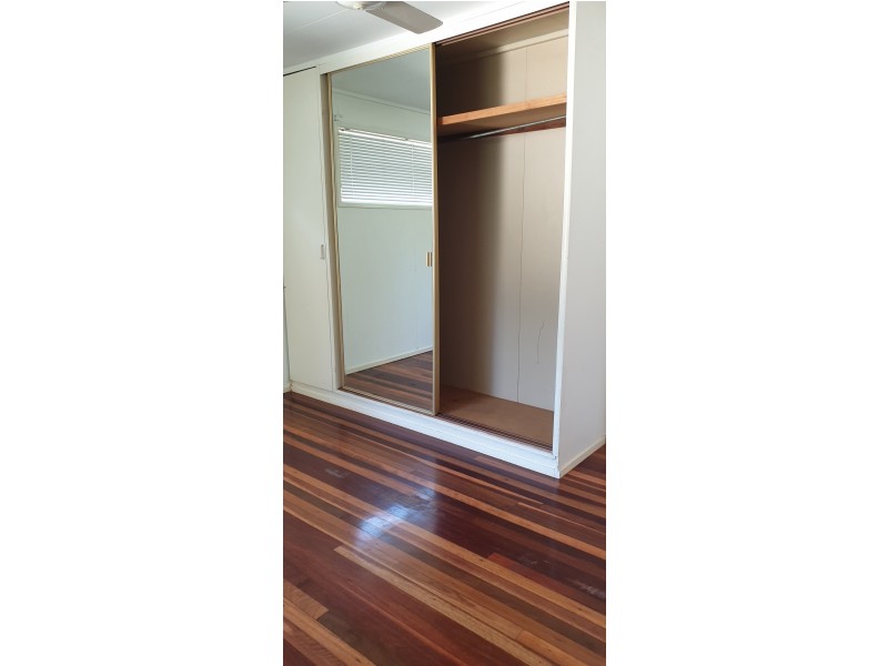 42 REIGN STREET, Slacks Creek QLD 4127