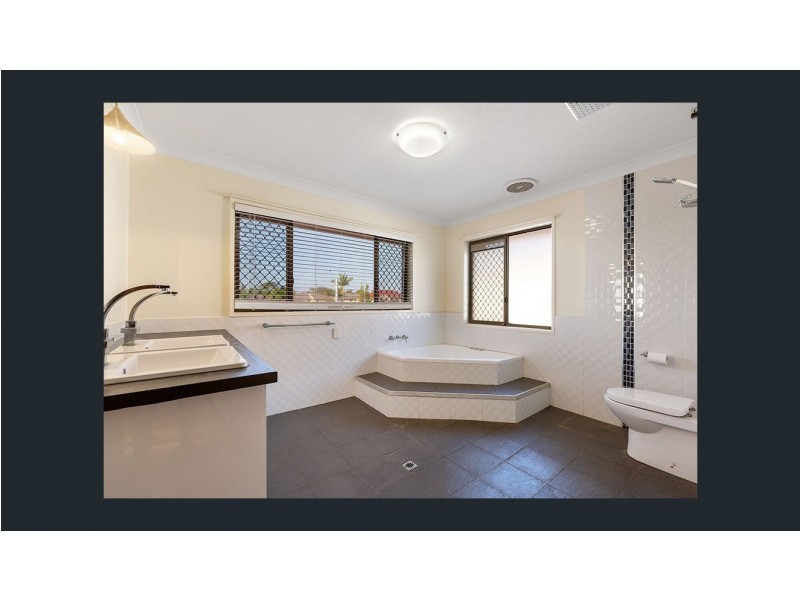 38 fairbank st, Sunnybank QLD 4109