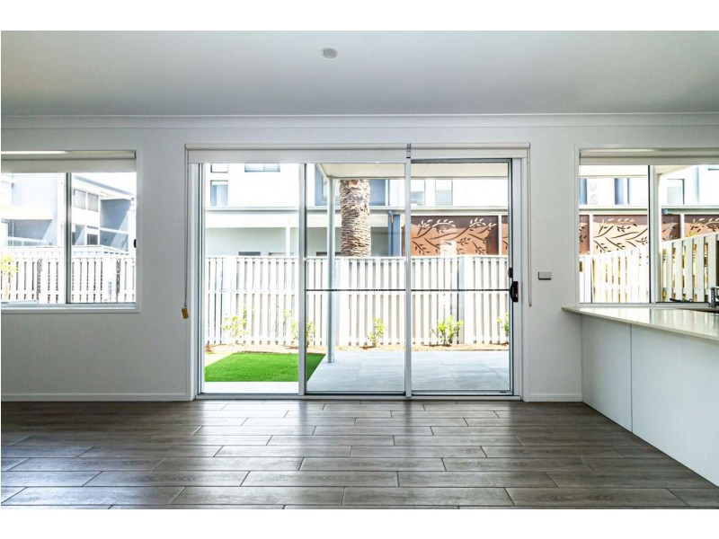 22/6 Park Cove Boulevard, Hope Island QLD 4212