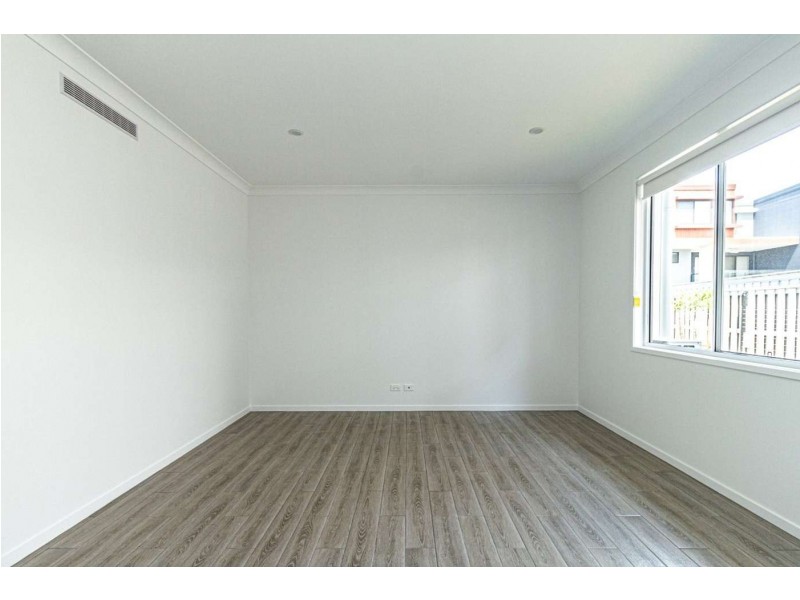 22/6 Park Cove Boulevard, Hope Island QLD 4212