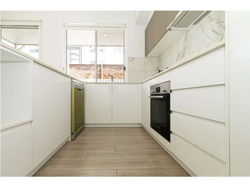 22/6 Park Cove Boulevard, Hope Island QLD 4212