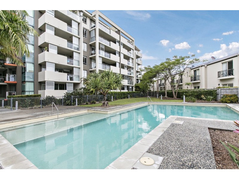 4301/14 Executive Drive, Burleigh Waters QLD 4220