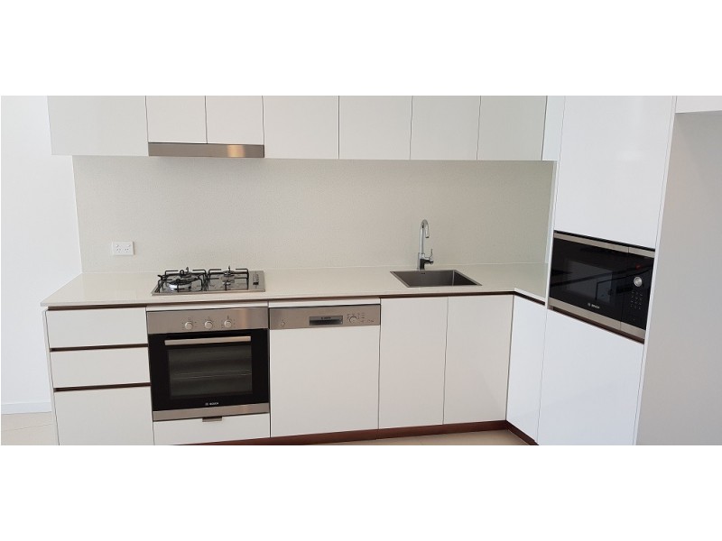 24 STRATTON ST “Level 20″, Newstead QLD 4006