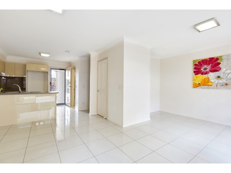 Unit 3 12 Joyce Street, Coopers Plains QLD 4108
