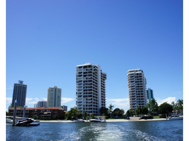 20 Commodore drive, Surfers Paradise QLD 4217