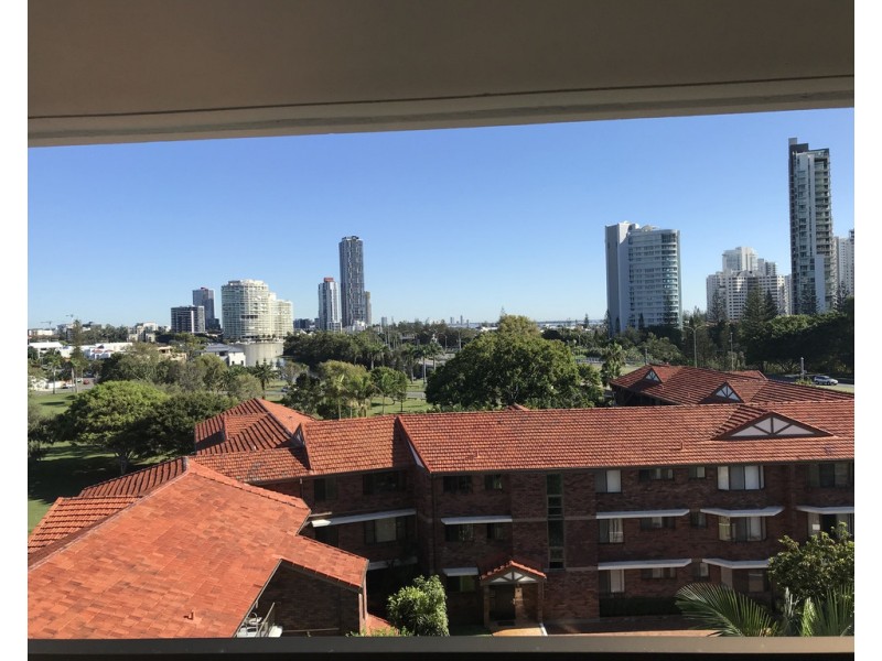 20 Commodore drive, Surfers Paradise QLD 4217