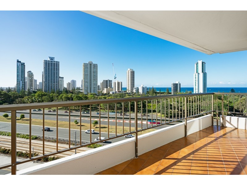 36/18 Commodore Drive, Paradise Waters QLD 4217