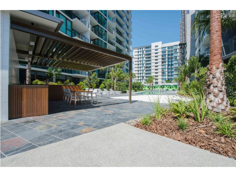 24 Stratton Street “Level 15″, Newstead QLD 4006