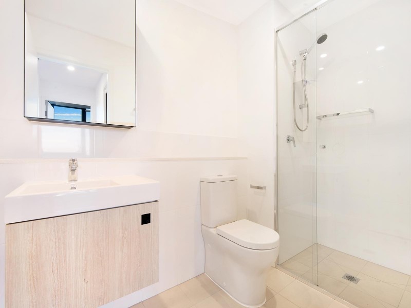 1033 ANN ST “Level 18″, Newstead QLD 4006