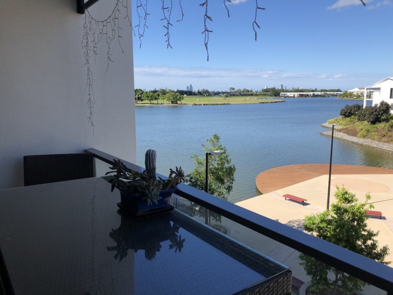 46/3028 The Boulevard, Carrara QLD 4211