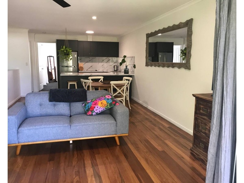 5/4 ADVANCE PLACE, Sunrise Beach QLD 4567