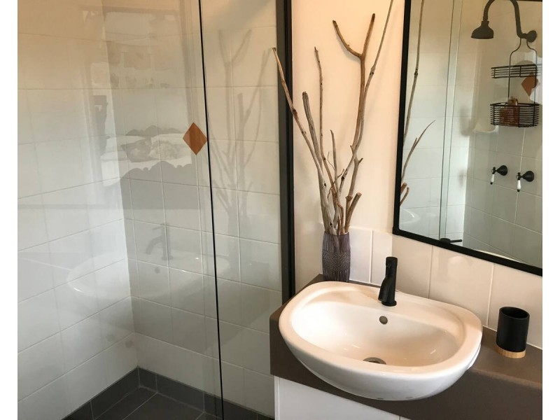 5/4 ADVANCE PLACE, Sunrise Beach QLD 4567