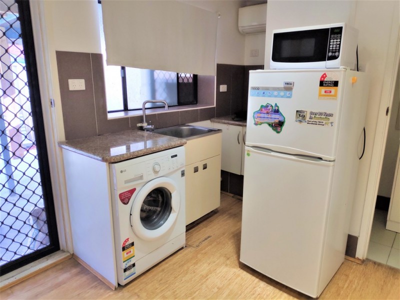 4 Muirfield St, Macgregor QLD 4109