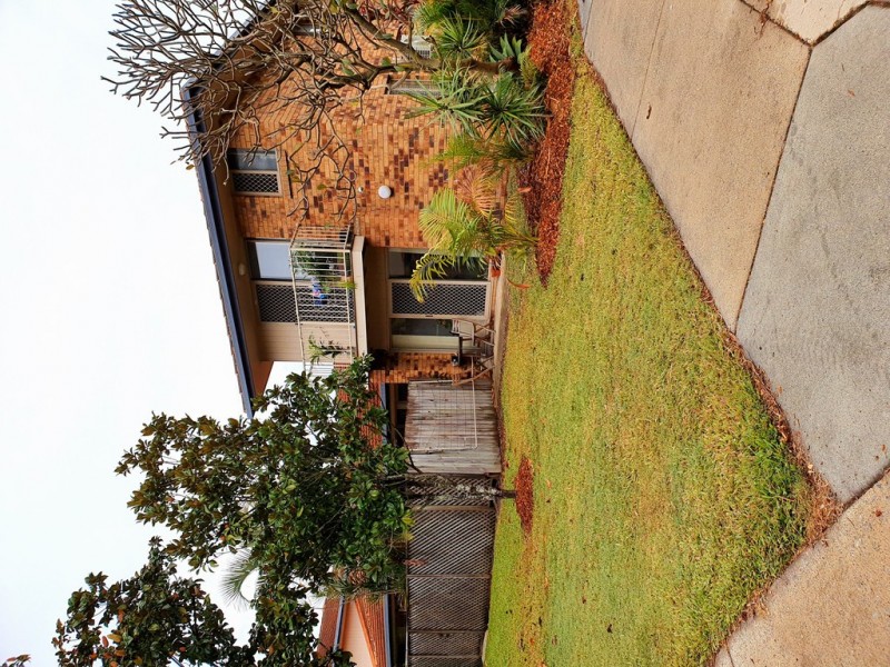 5/11 Waterford, Bundall QLD 4217