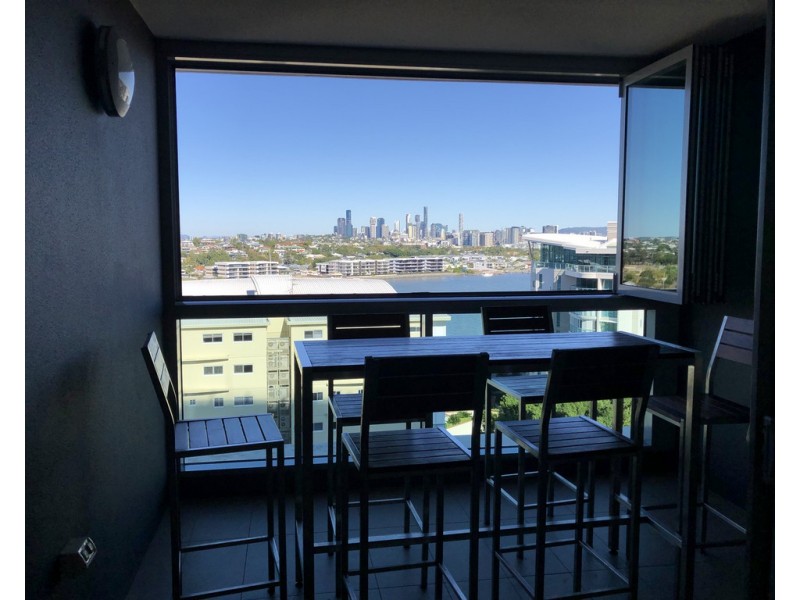 31008/2 Harbour Road, Hamilton QLD 4007