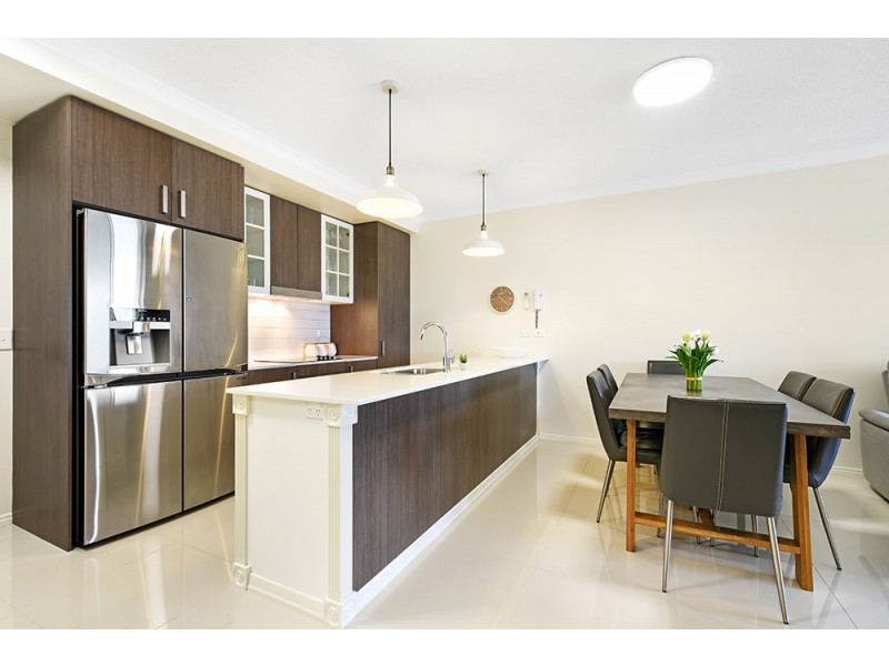 306/8 Waverley Street, Southport QLD 4215