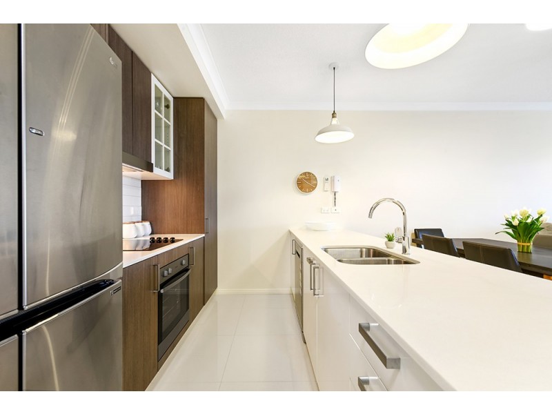 306/8 Waverley Street, Southport QLD 4215