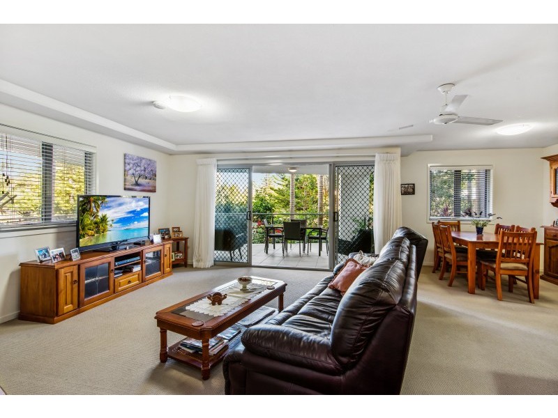 24/57 Grand Parade, Kawana Island QLD 4575