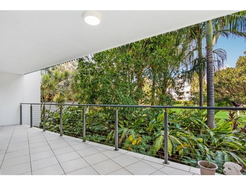 24/57 Grand Parade, Kawana Island QLD 4575