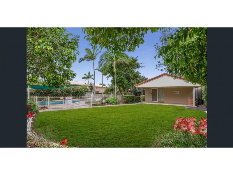 18/27 Camille Crescent, Wynnum West QLD 4178