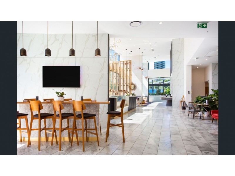 9 Norfolk Avenue, Surfers Paradise QLD 4217