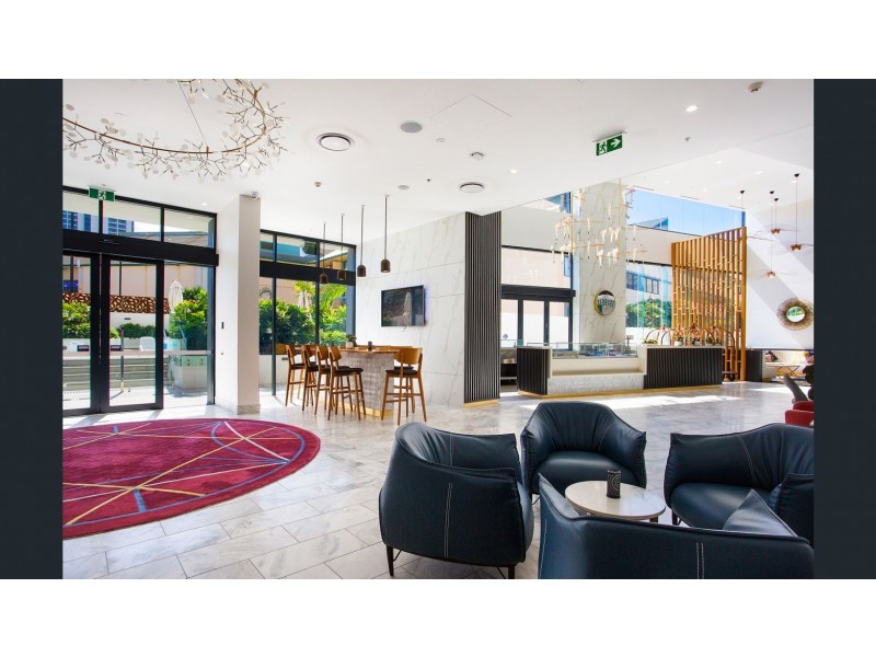 9 Norfolk Avenue, Surfers Paradise QLD 4217