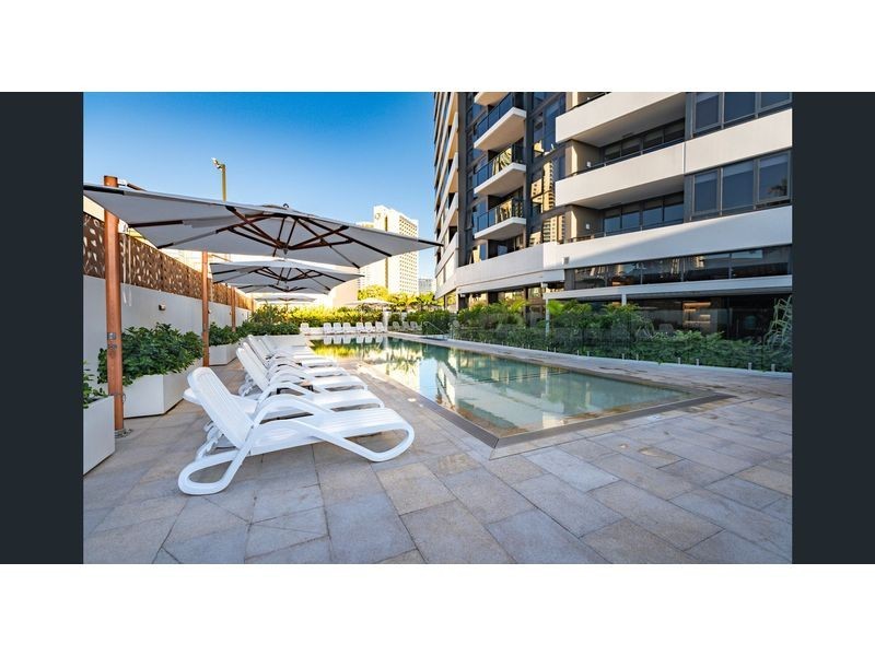 9 Norfolk Avenue, Surfers Paradise QLD 4217