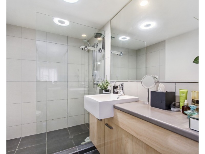 29/57 Grand Parade, Kawana Island QLD 4575