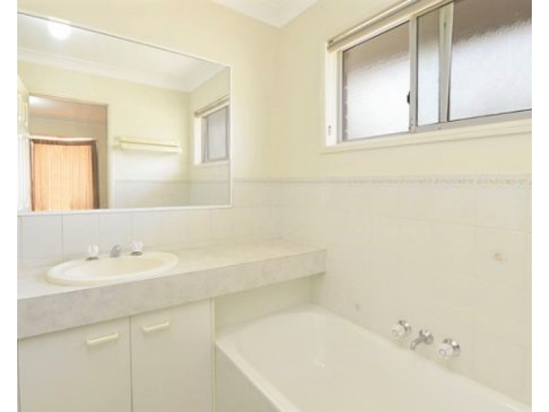 14 Robinson Court, Berrinba QLD 4117