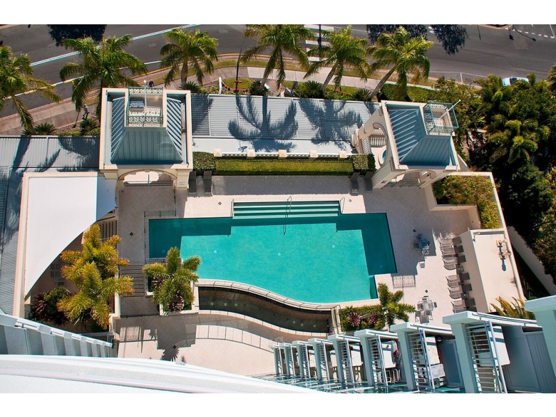 506/360 Marine Parade, Labrador QLD 4215