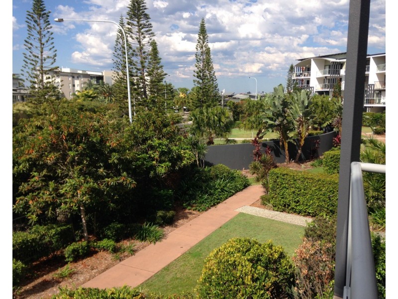 29/10 Grand Parade, Kawana Island QLD 4575