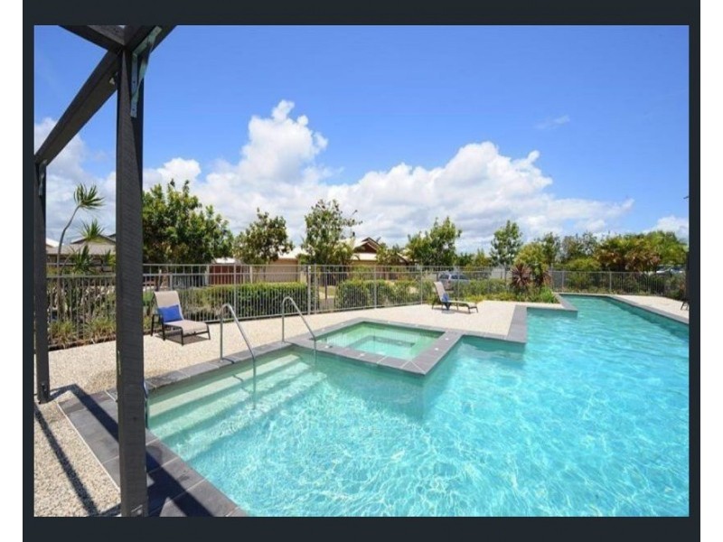 29/10 Grand Parade, Kawana Island QLD 4575