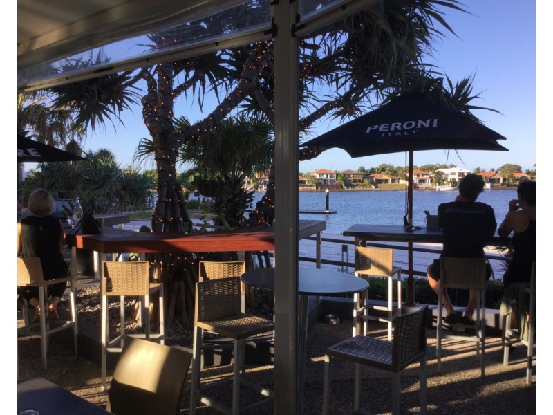 29/10 Grand Parade, Kawana Island QLD 4575