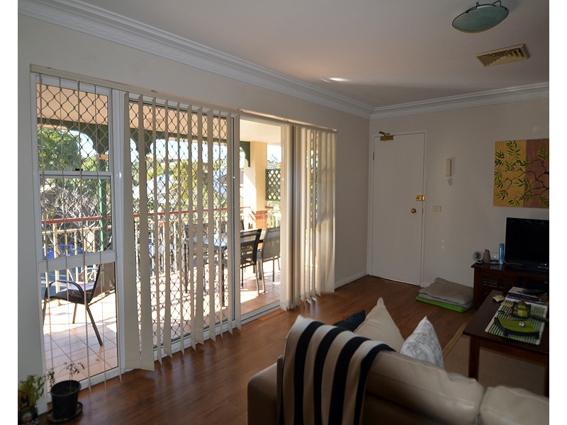 10 Maryvale St, Toowong QLD 4066