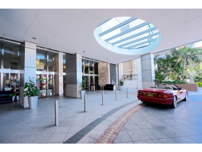 1078/23 Ferny Avenue, Surfers Paradise QLD 4217