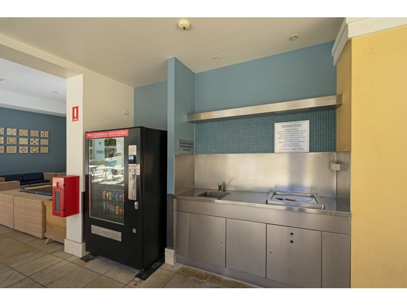 1078/23 Ferny Avenue, Surfers Paradise QLD 4217