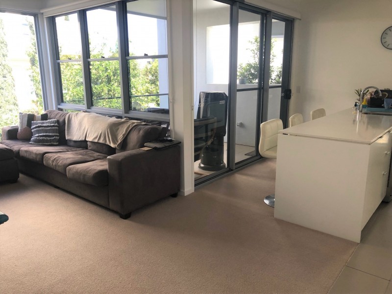 42/2 Town Centre Close, Carrara QLD 4211