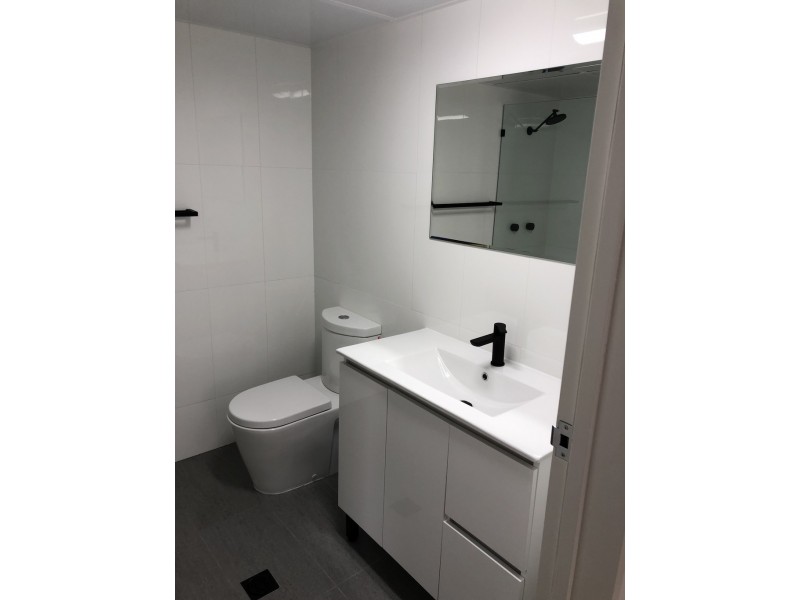 27/114 The Esplanade, Surfers Paradise QLD 4217