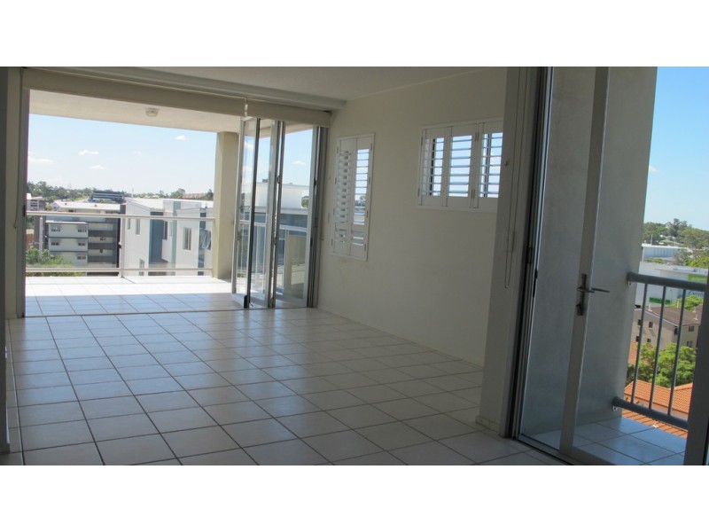 38 27 STATION ROAD, Indooroopilly QLD 4068