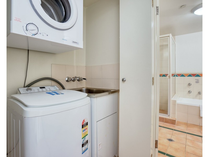 814/5-19 Palm Avenue, Surfers Paradise QLD 4217