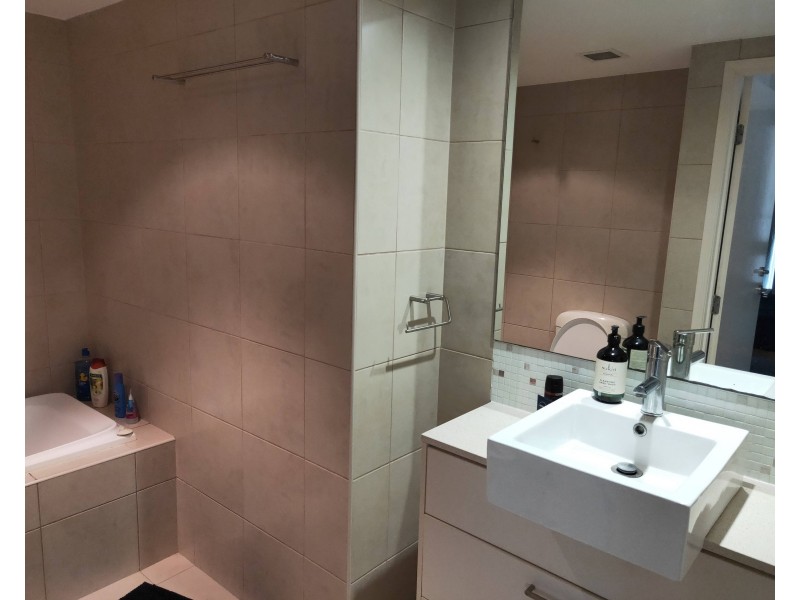 4102/12 Executive Drive, Burleigh Waters QLD 4220