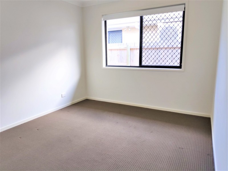 10 CORALINA CRESCENT, Logan Reserve QLD 4133