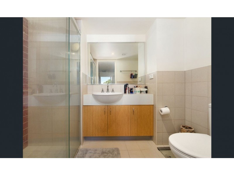817/33 Clark Street, Biggera Waters QLD 4216