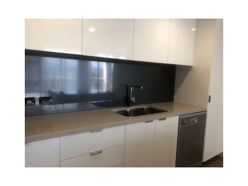 222/33 Lakefront Cres, Varsity Lakes QLD 4227