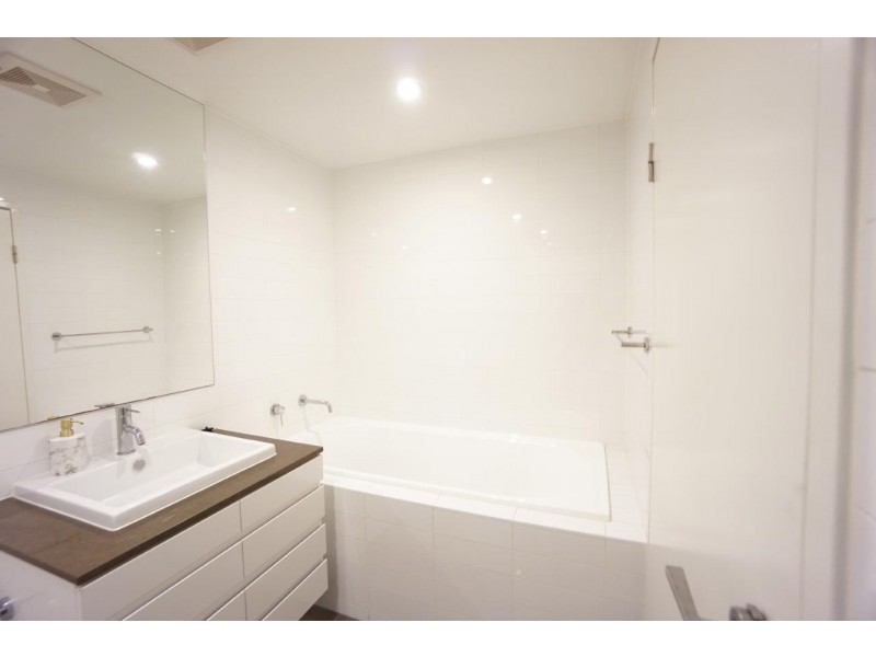 37C Harbour Roa, Hamilton QLD 4007